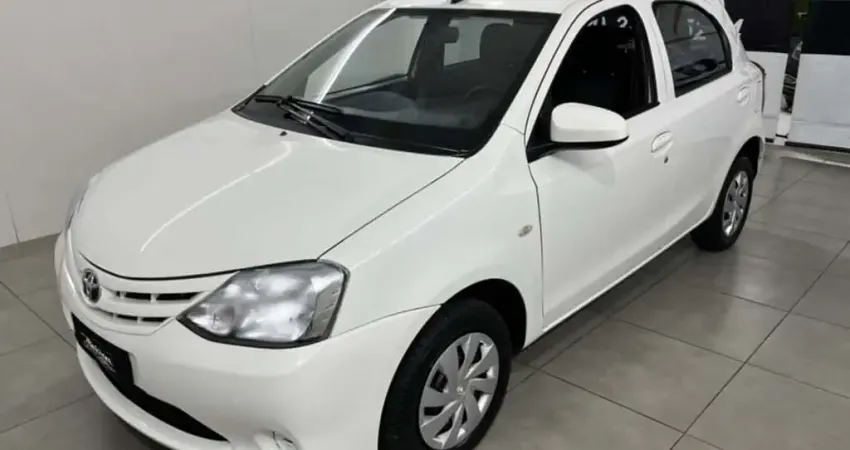 Toyota ETIOS 1.3 X 16V FLEX 4P MANUAL