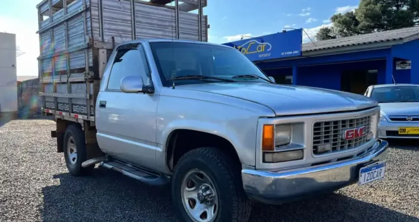 GMC 3500 HD 4.2 4X2 DIESEL 2P MANUAL
