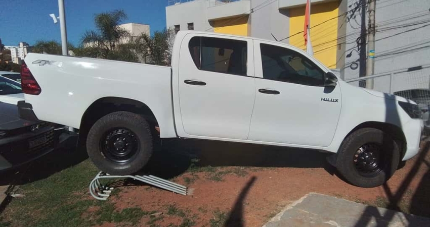 Toyota Hilux 2023 2.8 d-4d turbo diesel chassi 4x4 manual