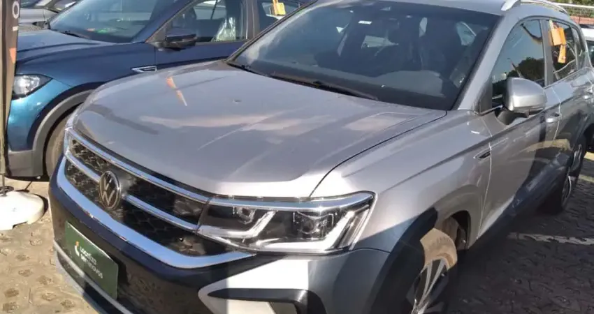 Volkswagen Taos 2023 1.4 250 tsi total flex highline automático