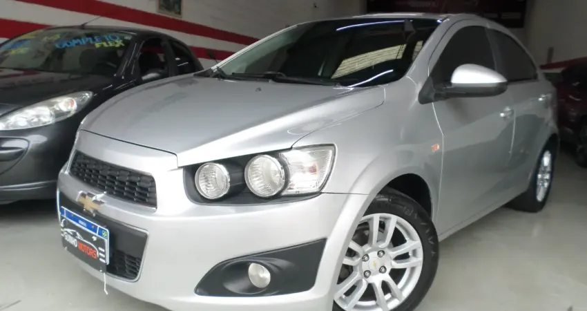GM Sonic sedan 1.6 LTZ Automático Flex 2012