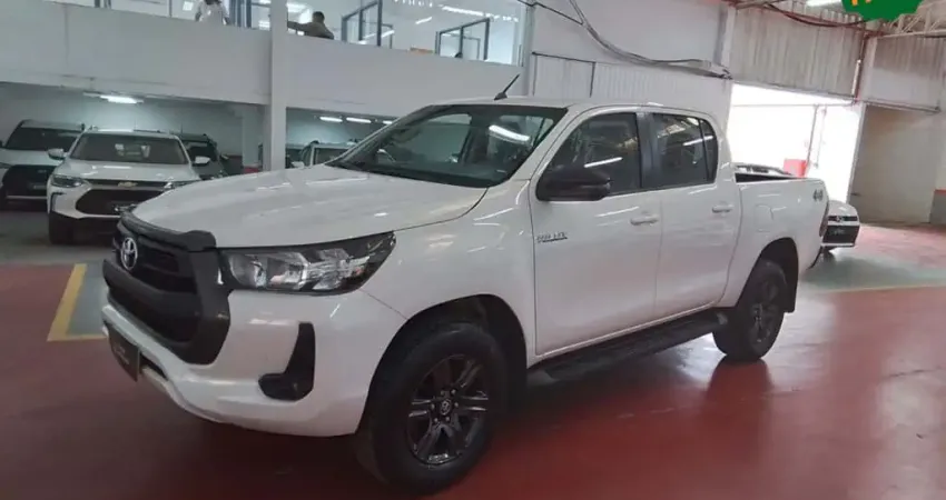 Toyota Hilux 2024 2.8 d-4d turbo diesel cd sr 4x4 automático