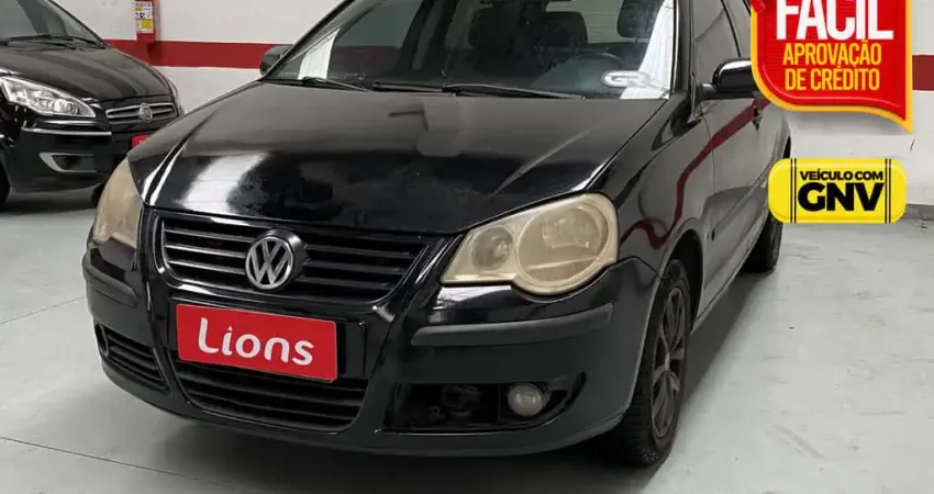 VOLKSWAGEN POLO 1.6 MI COMFORTLINE I MOTION SEDAN 8V 4P