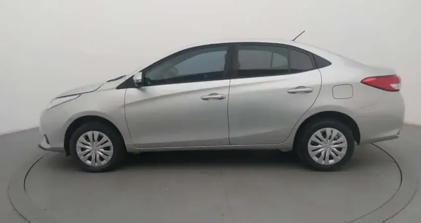 Toyota Yaris 2023 1.5 16v flex sedan xl live multidrive