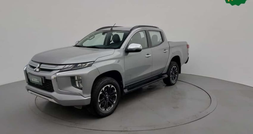 Mitsubishi L200 triton 2023 2.4 16v turbo diesel sport hpe cd 4p 4x4 automático