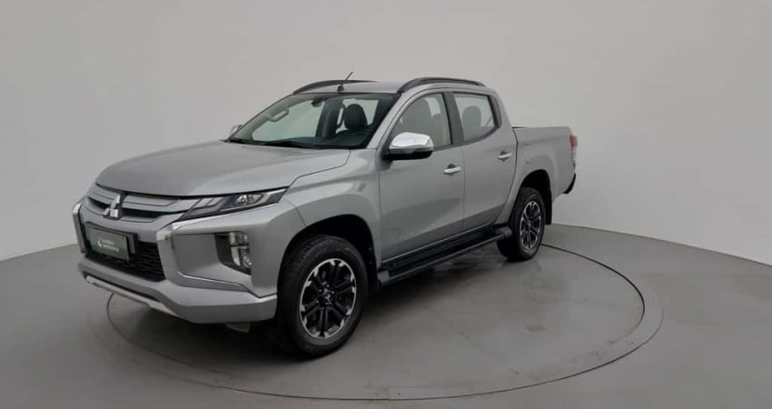 Mitsubishi L200 triton 2023 2.4 16v turbo diesel sport hpe cd 4p 4x4 automático