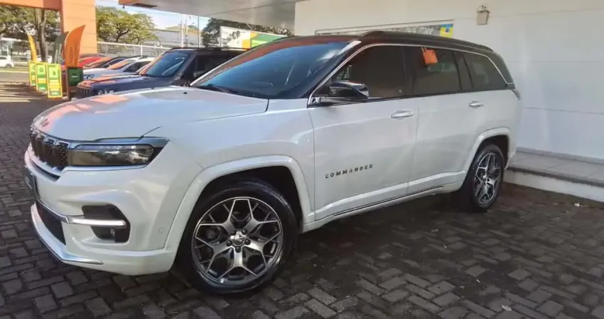 Jeep Commander 2023 1.3 t270 turbo flex overland at6