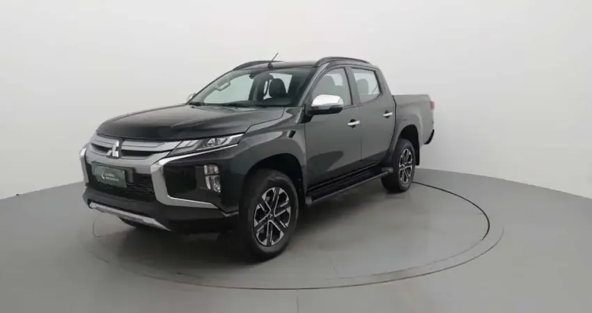 Mitsubishi L200 triton 2023 2.4 16v turbo diesel sport hpe cd 4p 4x4 automático