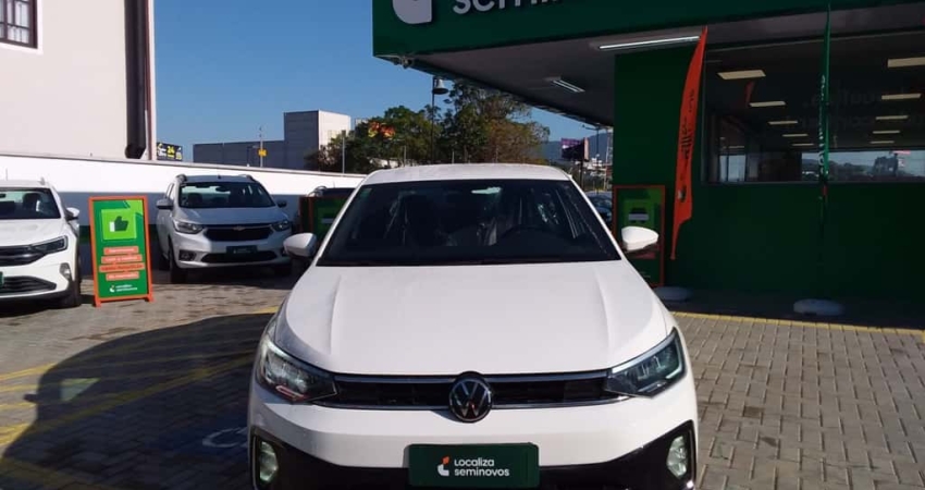 Volkswagen Virtus 2024 1.0 200 tsi highline automático