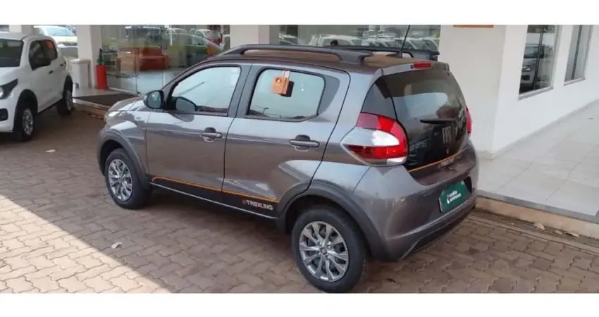 Fiat Mobi 2024 1.0 evo flex trekking manual