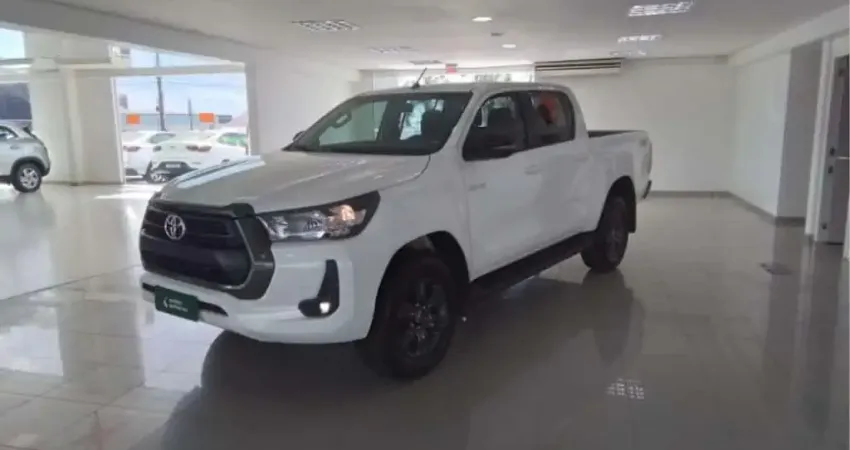 Toyota Hilux 2024 2.8 d-4d turbo diesel cd sr 4x4 automático