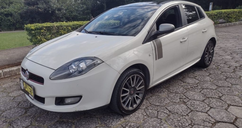 FIAT BRAVO  SPORTING 2014 IMPECÁVEL