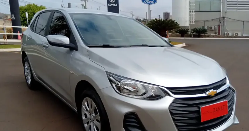 Onix LT 1.0 hatch completo