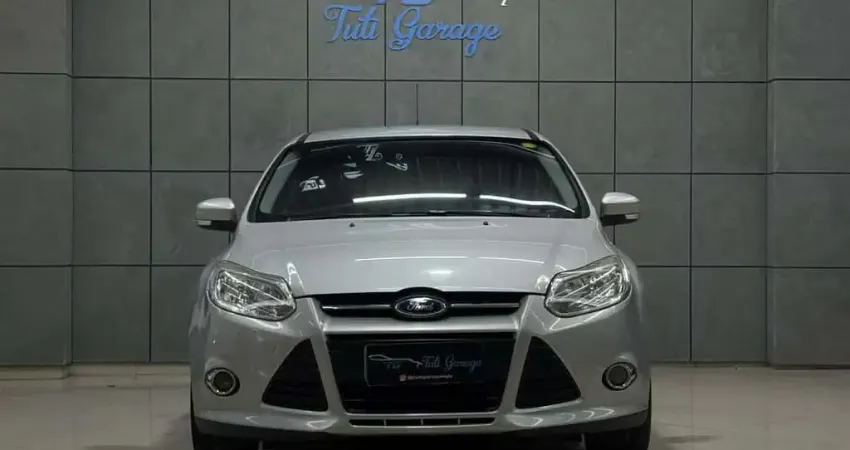 Ford Focus Sedan I/  SE 1.6 H - Prata - 2014/2015