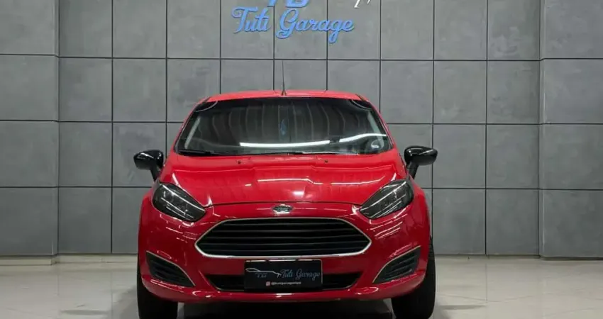 Ford Fiesta 1.5 16V Flex Mec. 5p  - Vermelha - 2015/2016
