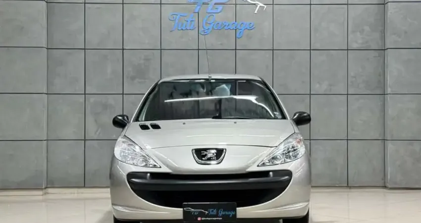 Peugeot 207 X-Line 1.4 Flex 8V 5p - Prata - 2010/2011