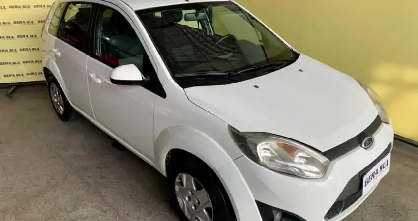 FIESTA 1.6 8V FLEX 12/13 BRANCO 