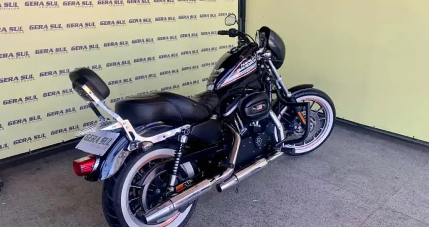 HARLEY DAVIDSON XL 883 R 2009 PRETA 