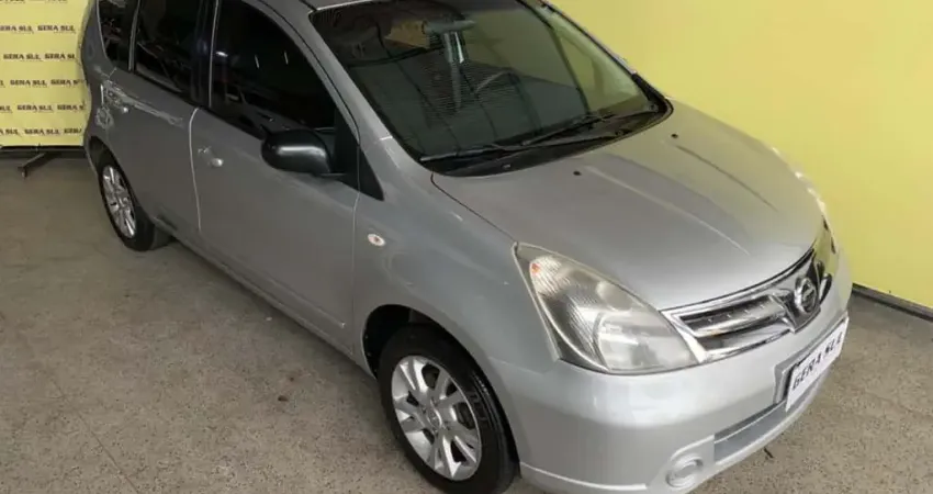 LIVINA S 1.8 16V AT FLEX 12/13 PRATA