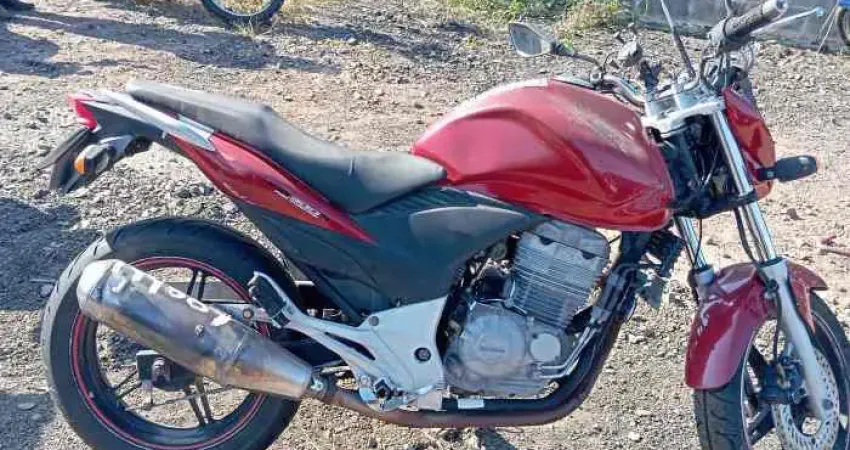HONDA CB 300R 2010