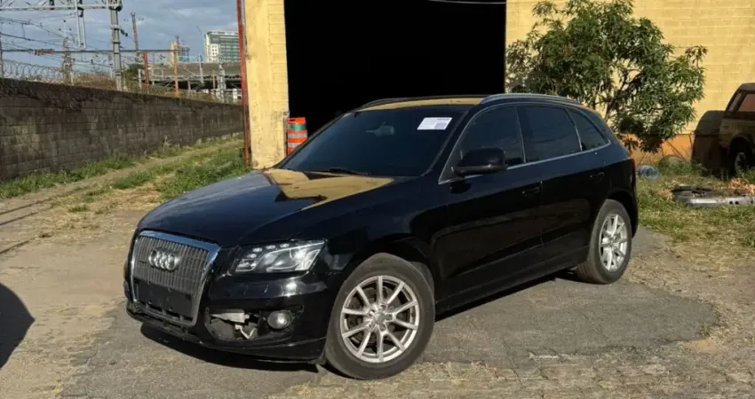 I AUDI Q5 MOGI DAS CRUZES-SP Ano/Mod: 2012/2012 Cor: Preto.