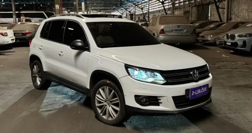 VW TIGUAN 2.0 TSI SAO PAULO-SP Ano/Mod: 2012/2013 Chassi: W**************3