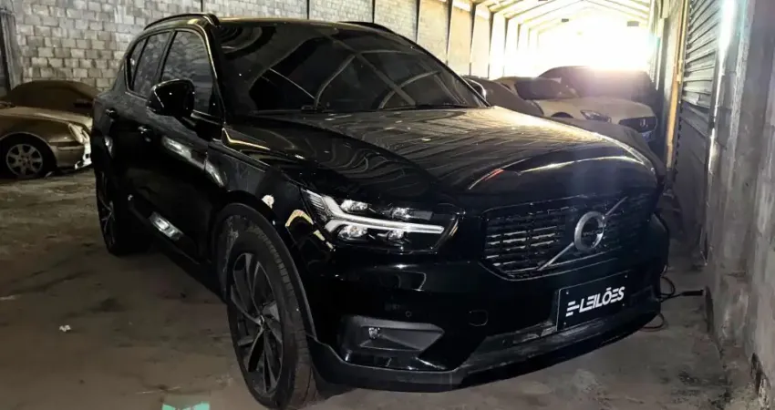 VOLVO/XC40 T-5-R-DESIGN 2018/2019 - Preto SAO PAULO Ano/Mod: NA/2019 Cor: Preto