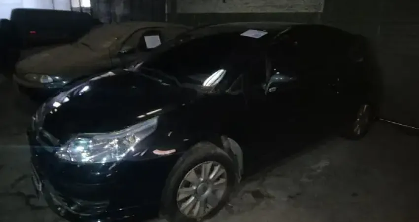 CITROEN CITROEN C4 20 VTR 2007 ARARAS-SP Ano/Mod: 2006/2007 Cor: Preto