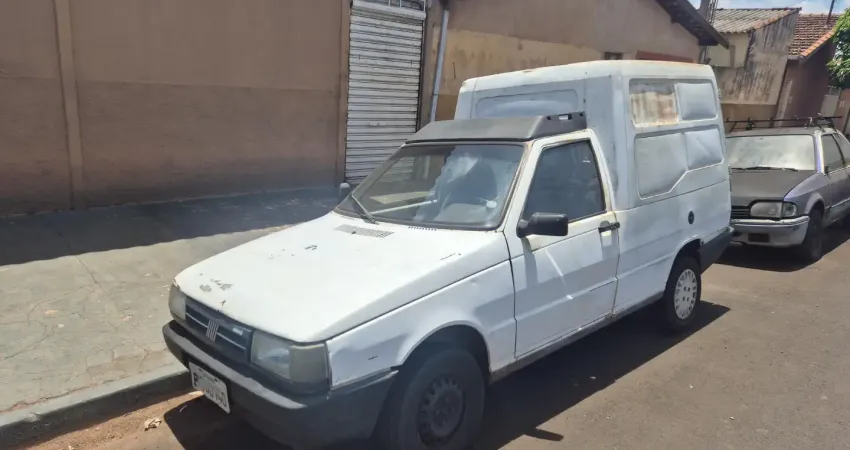 Veículo Fiat/Uno Fiorino 1.5, cor branca, ano fabricação/modelo 1991/1991.