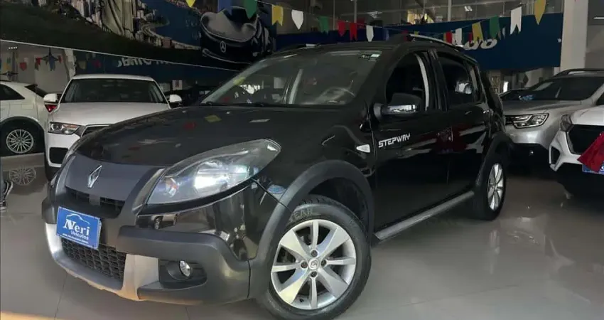 RENAULT SANDERO 1.6 STEPWAY 16V FLEX 4P AUTOMÁTICO