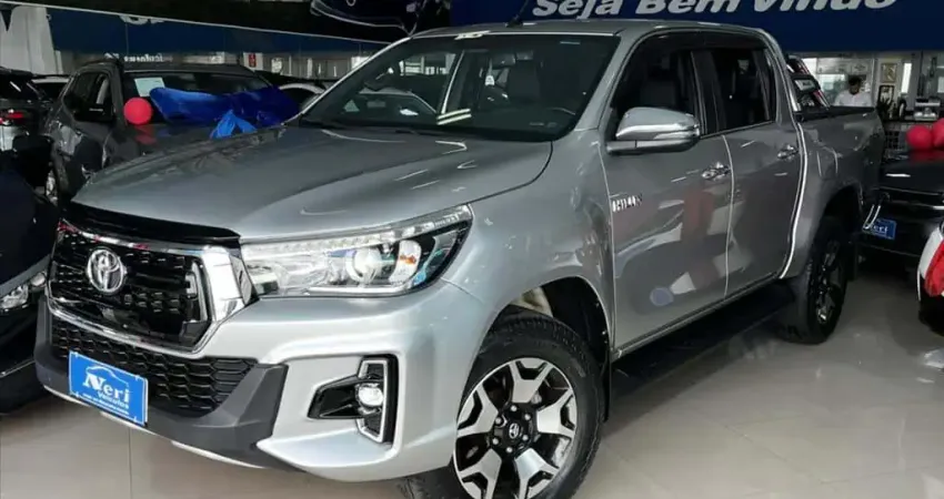 TOYOTA HILUX 2.8 SRX 4X4 CD 16V DIESEL 4P AUTOMÁTICO