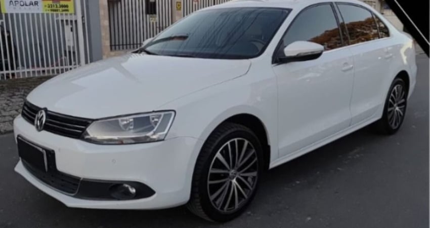 Volkswagen Jetta 2.0 Comfortline  2014