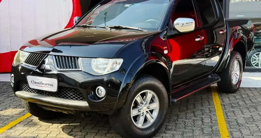 MITSUBISHI L200 TRITON 3.5 HPE 4X4 CD V6 24V FLEX 4P AUTOMÁTICO