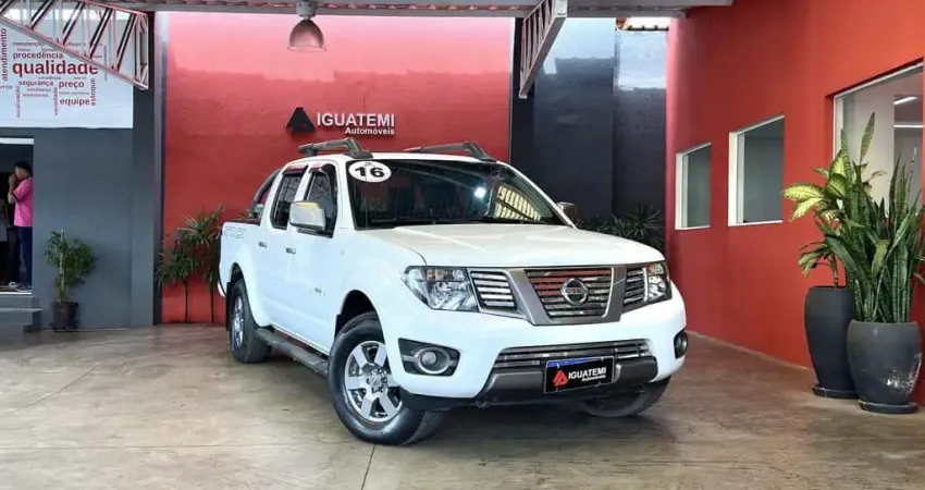 Nissan Frontier 2016 2.5 sv attack 4x4 cd turbo eletronic diesel 4p automático