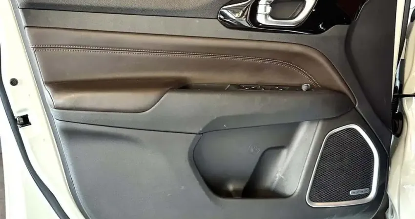 Jeep Commander 2023 1.3 t270 turbo flex overland at6