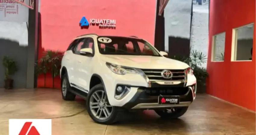 Toyota Hilux sw4 2017 2.7 sr 7 lugares 4x2 16v flex 4p automático