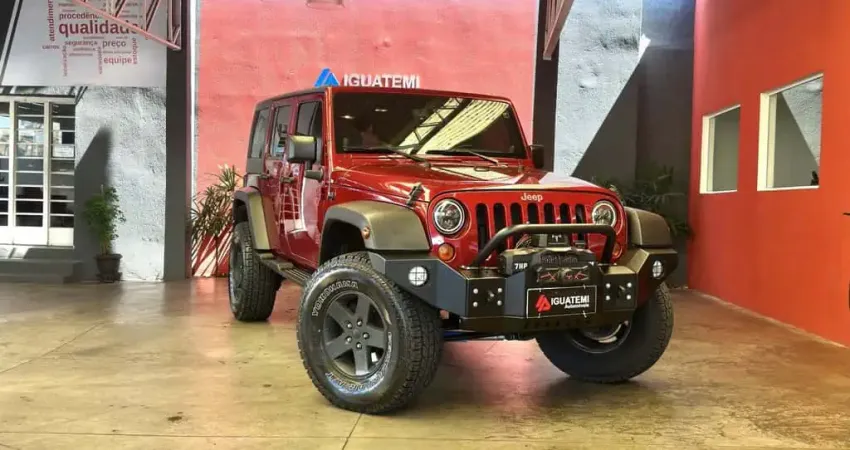 Jeep Wrangler 2013 3.6 unlimited sport 4x4 v6 gasolina 4p automático