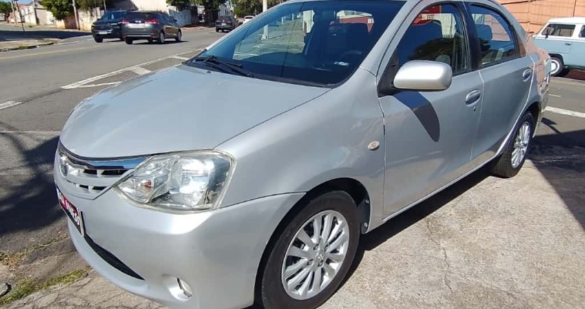 Toyota ETIOS 1.5 XLS SEDAN 16V FLEX 4P MANUAL