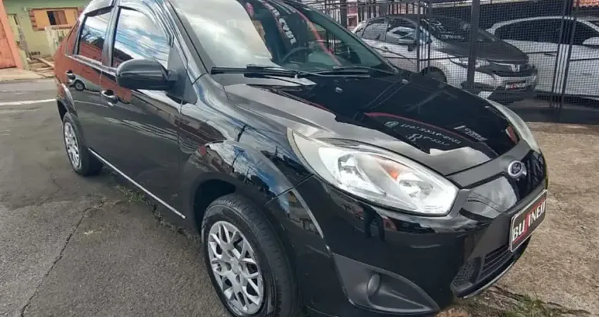 Ford FIESTA 1.6 ROCAM SEDAN 8V FLEX 4P MANUAL