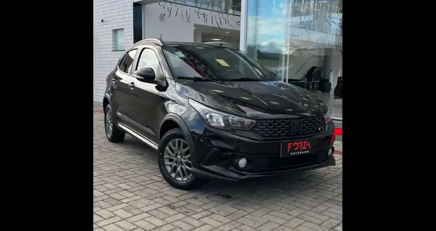 Fiat Argo TREKKING 1.8 16V Flex Aut.  - Preta - 2021/2021