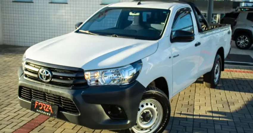 Toyota Hilux  CS 4x4 2.8 TDI Diesel Mec. 2021 - Branca - 2021/2021