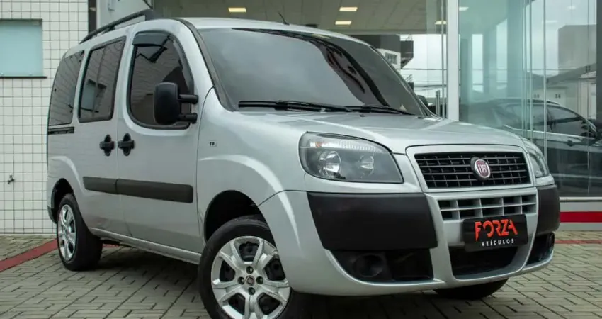 Fiat Doblo ESSENCE 1.8 Flex 16V 5p  - Prata - 2019/2020