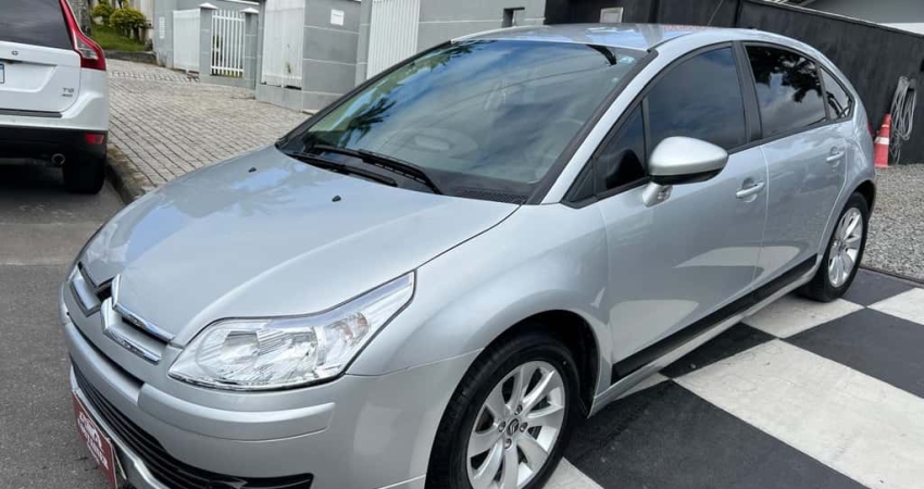 Citroën C4 GLX 1.6 Flex 16V 5p Mec.