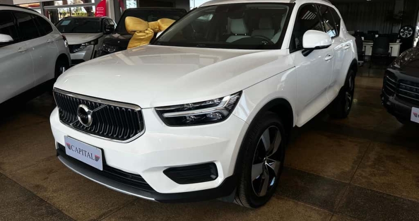 Volvo XC40 2.0 T5 GASOLINA MOMENTUM AWD GEARTRONIC - Branca - 2018/2019