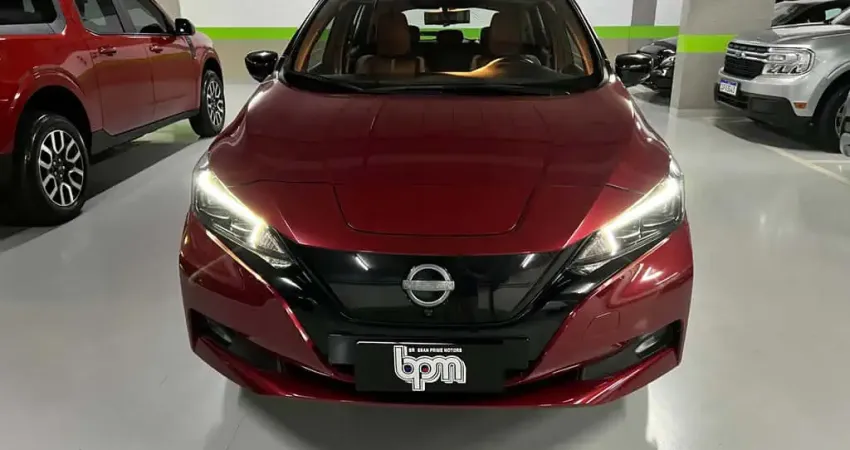 Nissan Leaf Elétrico CVT