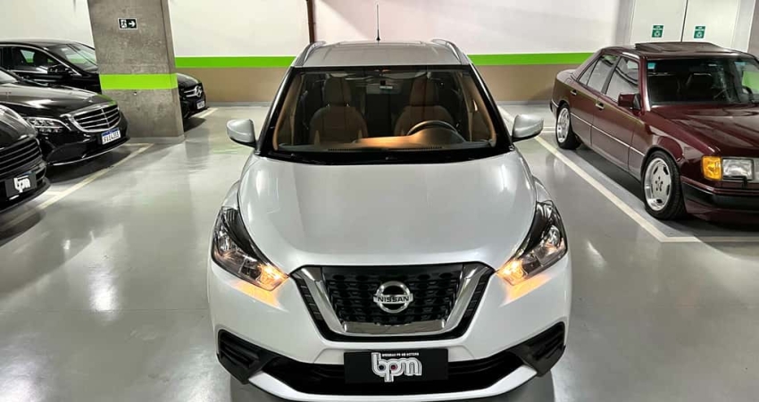 Nissan Kicks Flex CVT
