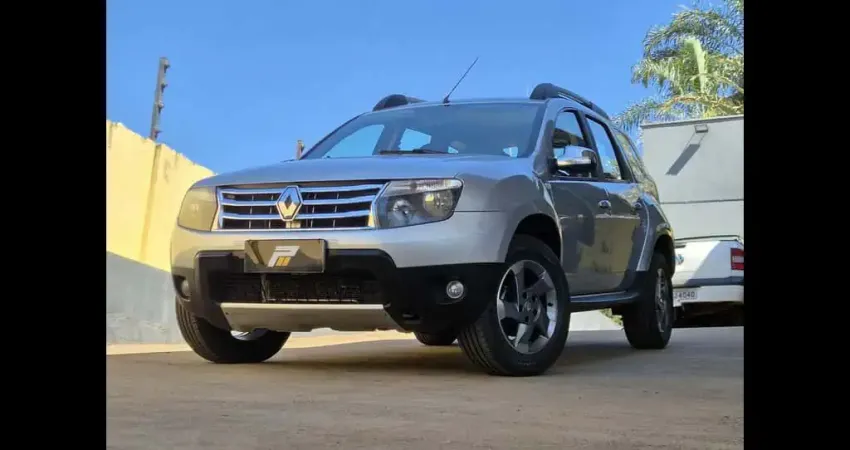 RENAULT DUSTER 20 D 4X4 2015