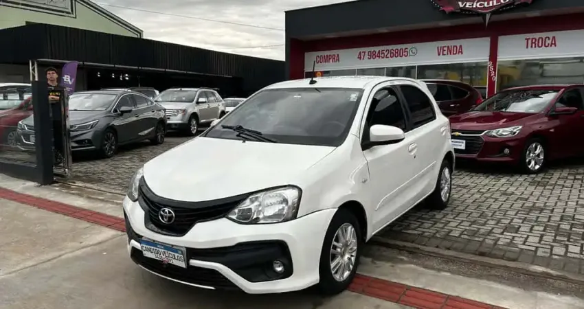 Toyota ETIOS XS 1.5 Flex 16V 5p Mec.