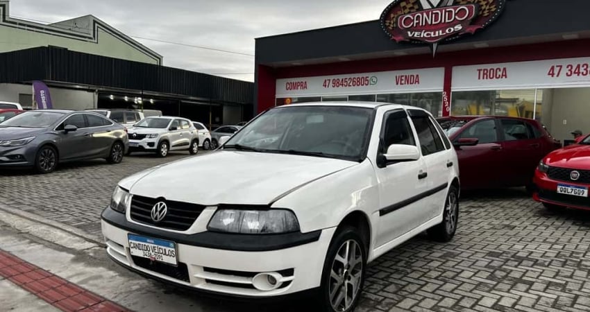 Volkswagen Gol 1.0 Plus 16v 4p