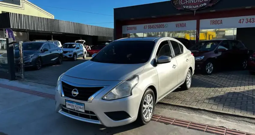 Nissan VERSA SL 1.6 16V FlexStart 4p Mec.
